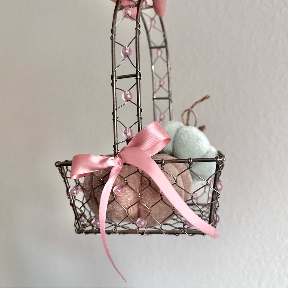Decorative Wire Beaded Basket - Picture 2 of 11
